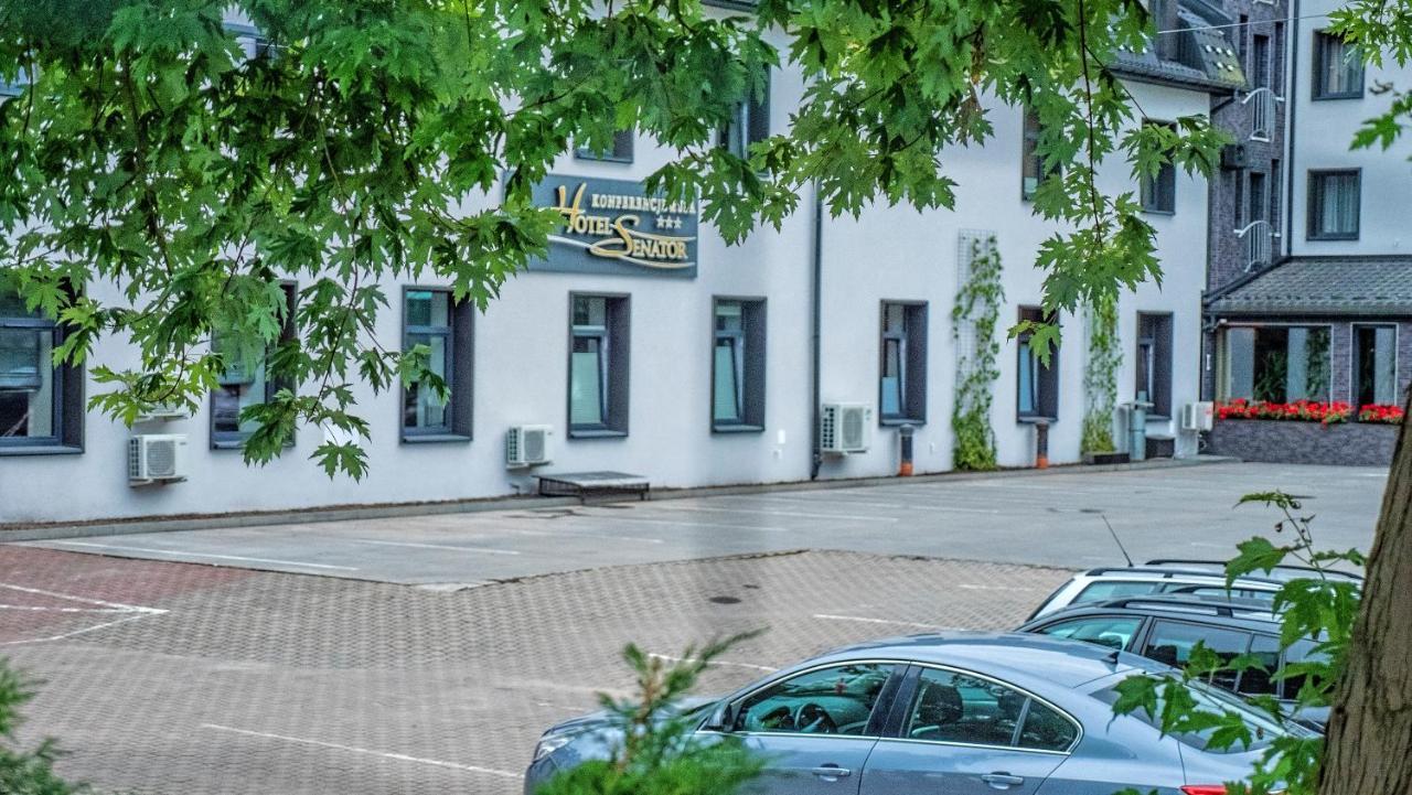 Hotel Senator Konferencje & Spa スタラホビツェ エクステリア 写真