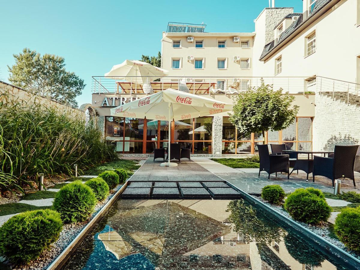 Hotel Senator Konferencje & Spa スタラホビツェ エクステリア 写真